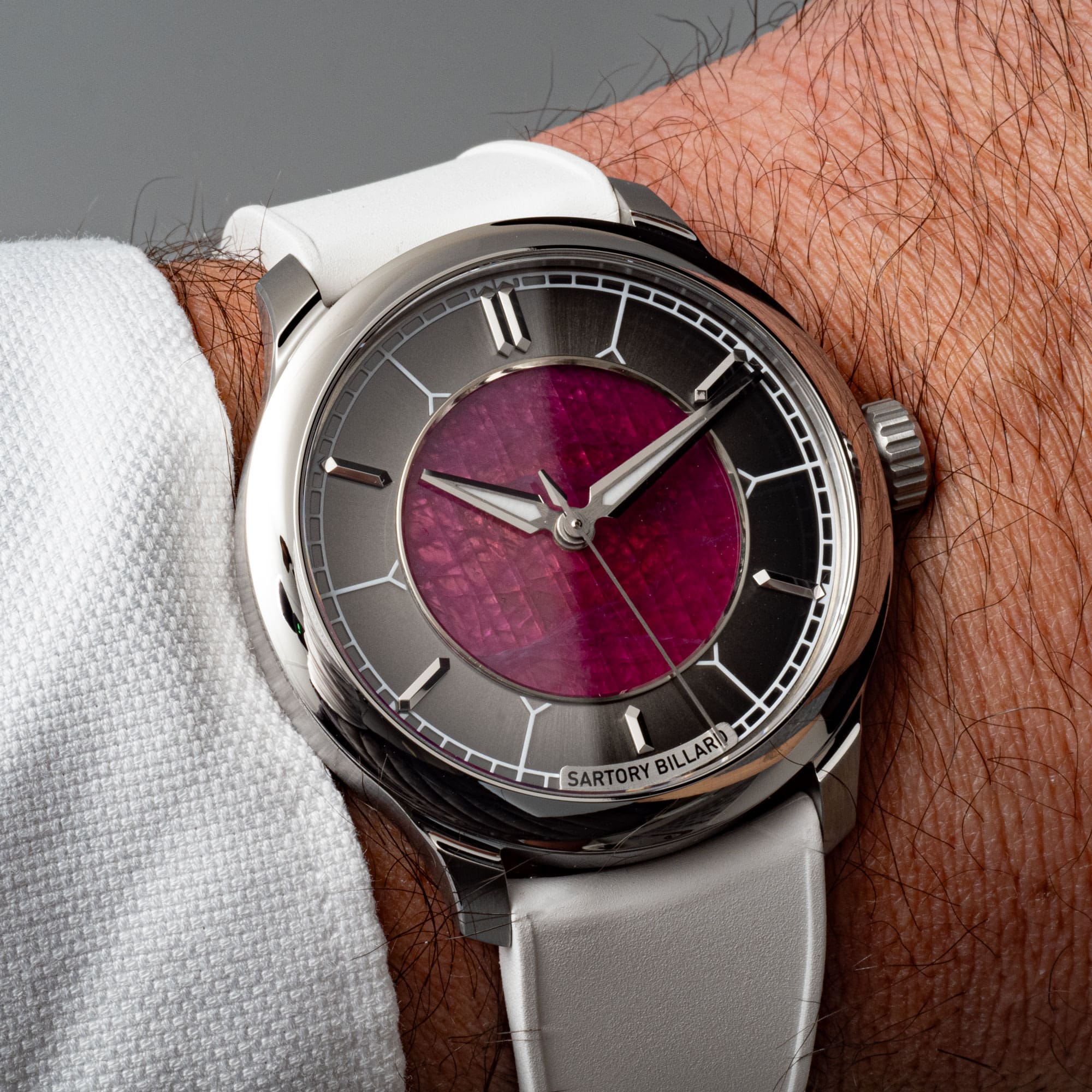 SB04-E RUBY PLATINUM