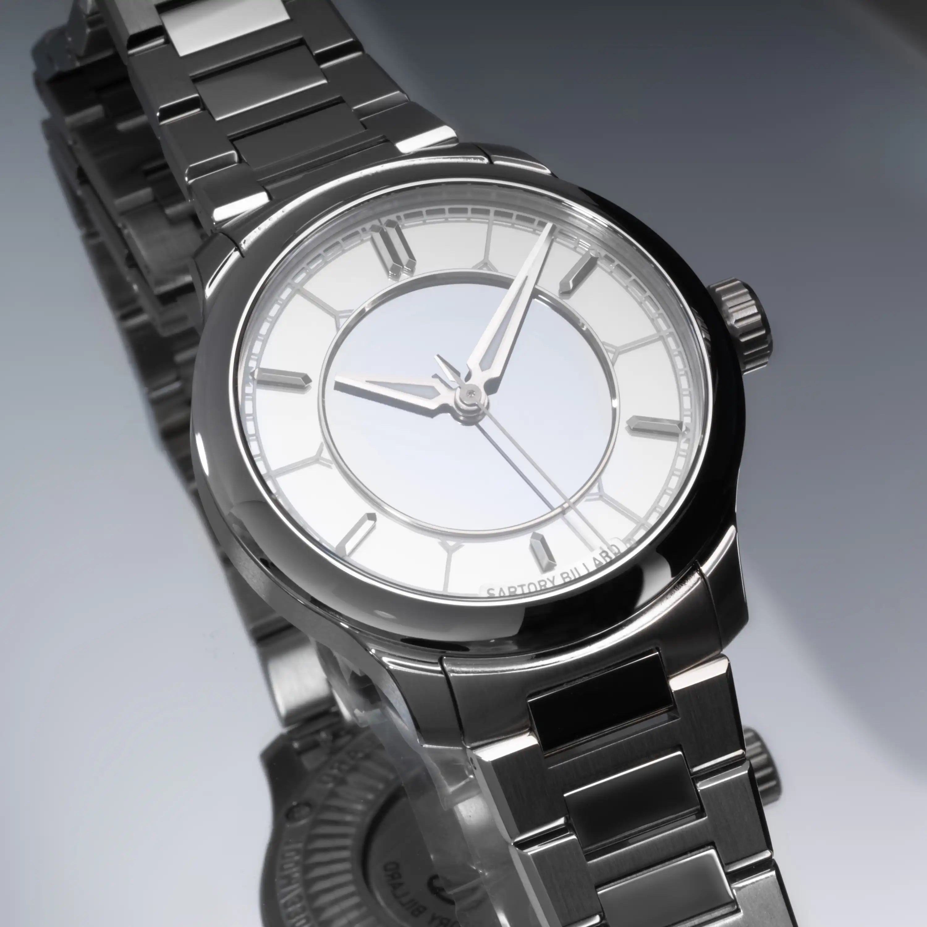 SB04-E GHOST SILICON