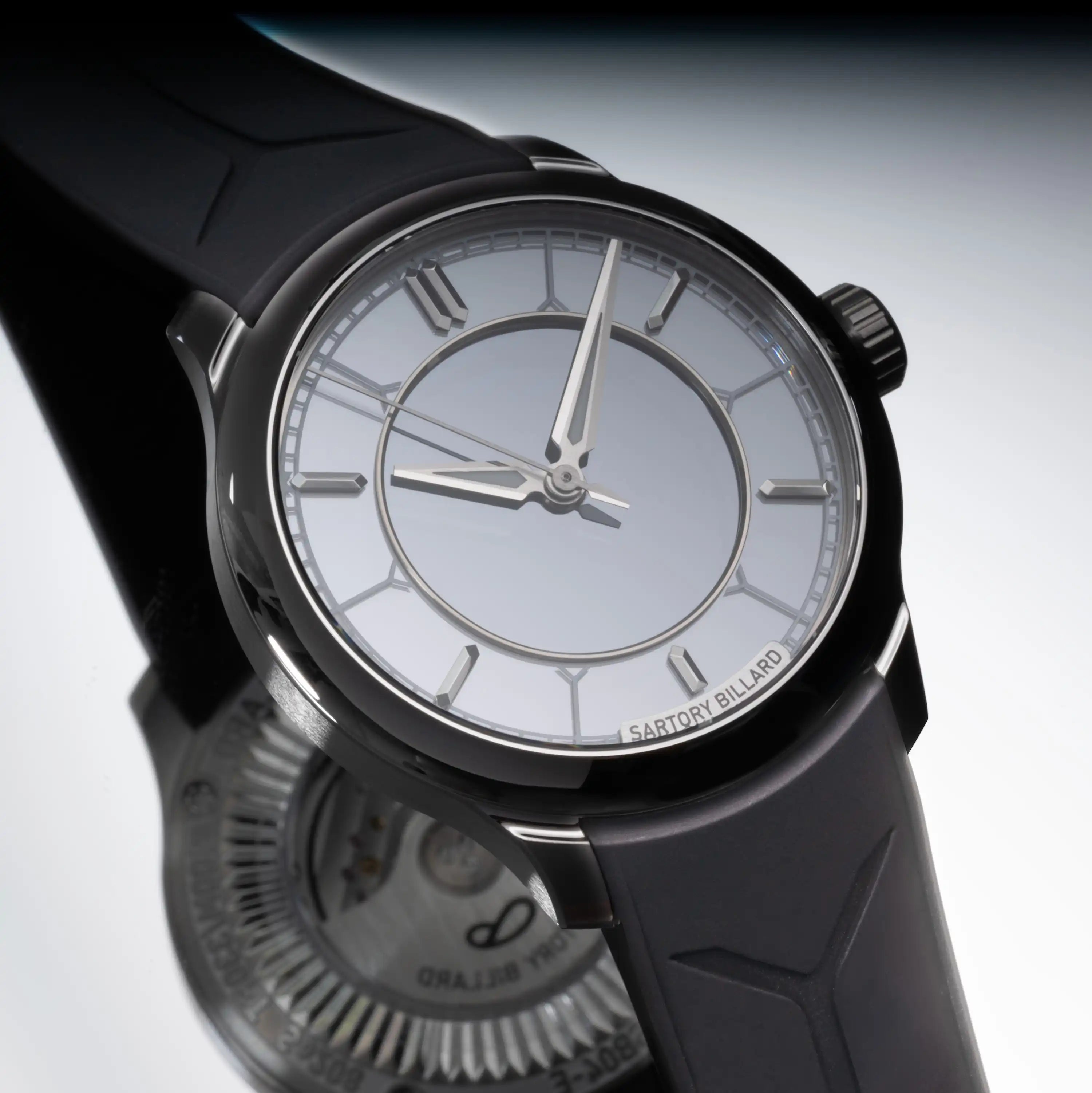 SB04-E GHOST SILICON