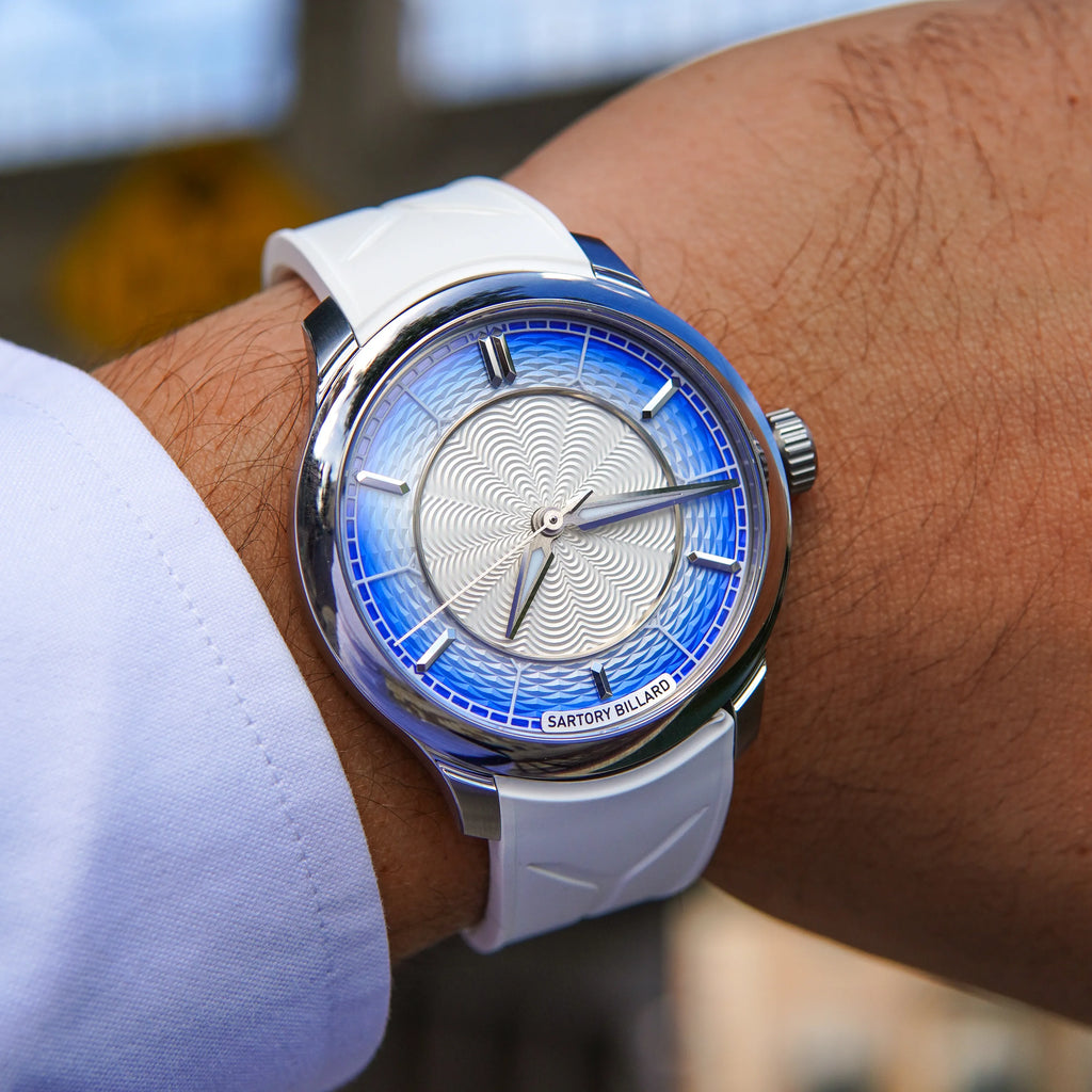 SB04-E EXQUISITE BLUE GUILLOCHÉ