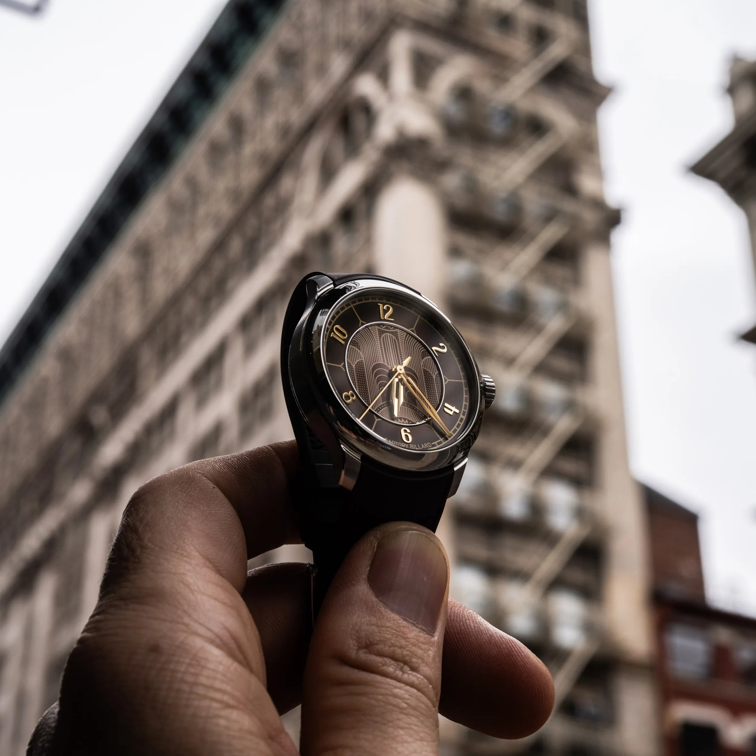 SB04-E TIME+TIDE NEW YORK