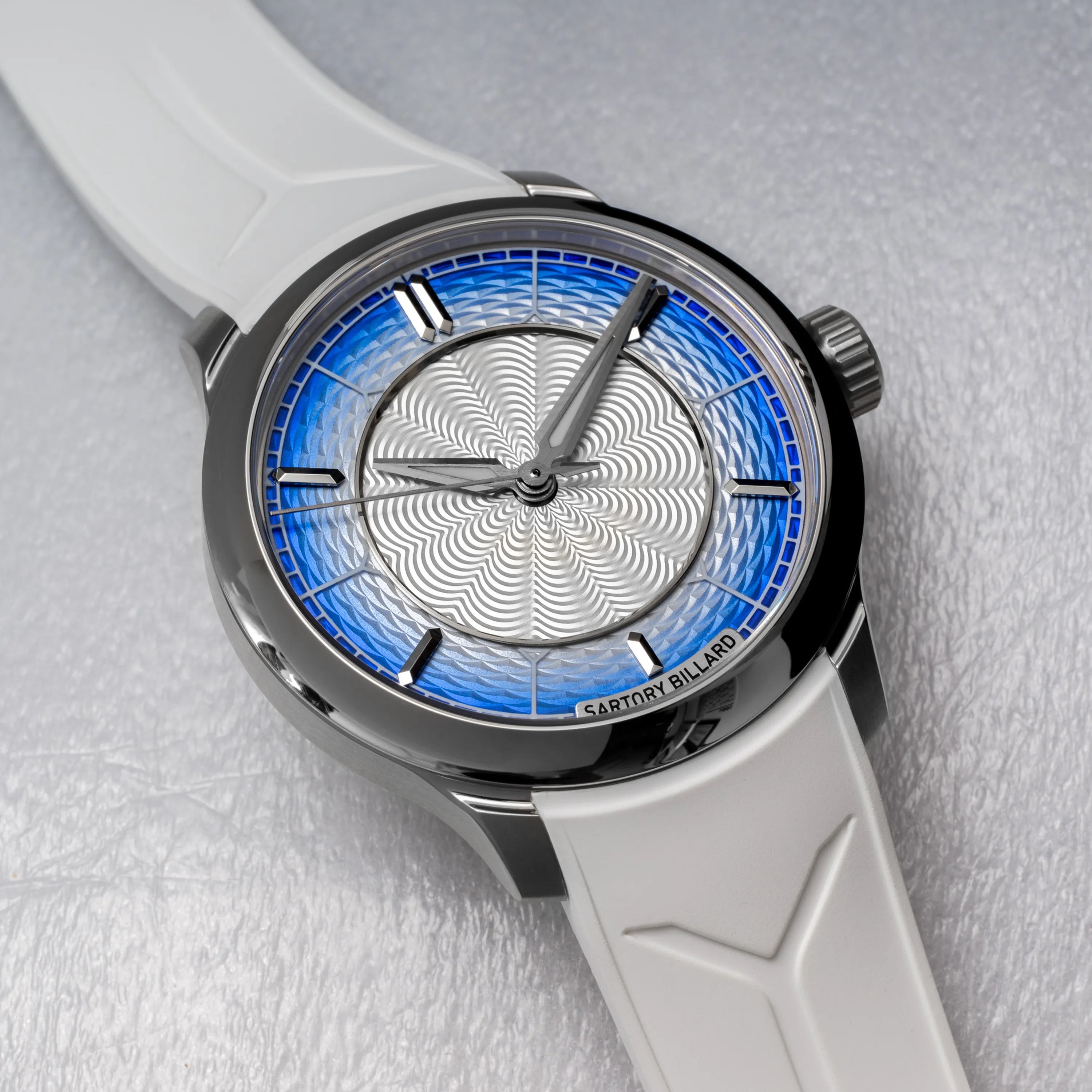 SB04-E EXQUISITE BLUE GUILLOCHÉ