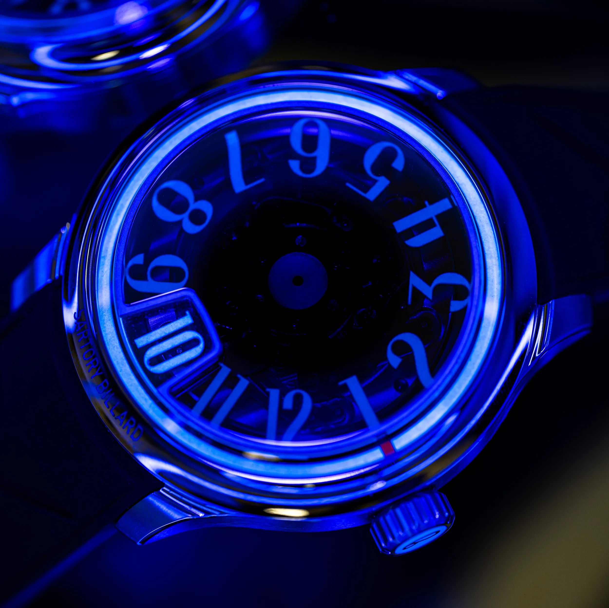 SB10 JUMPING HOUR – BLACK SAPPHIRE