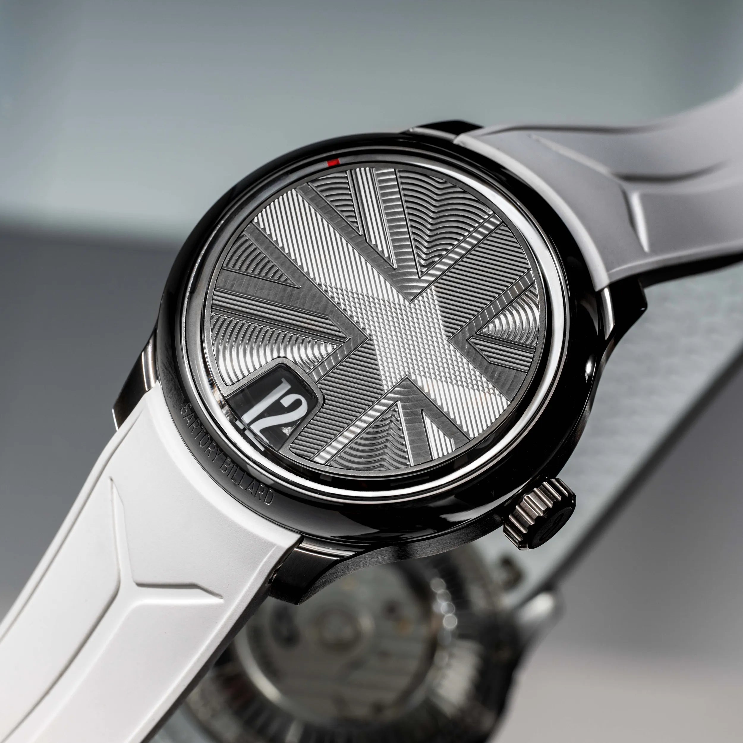 SB10 JUMPING HOUR UNION JACK