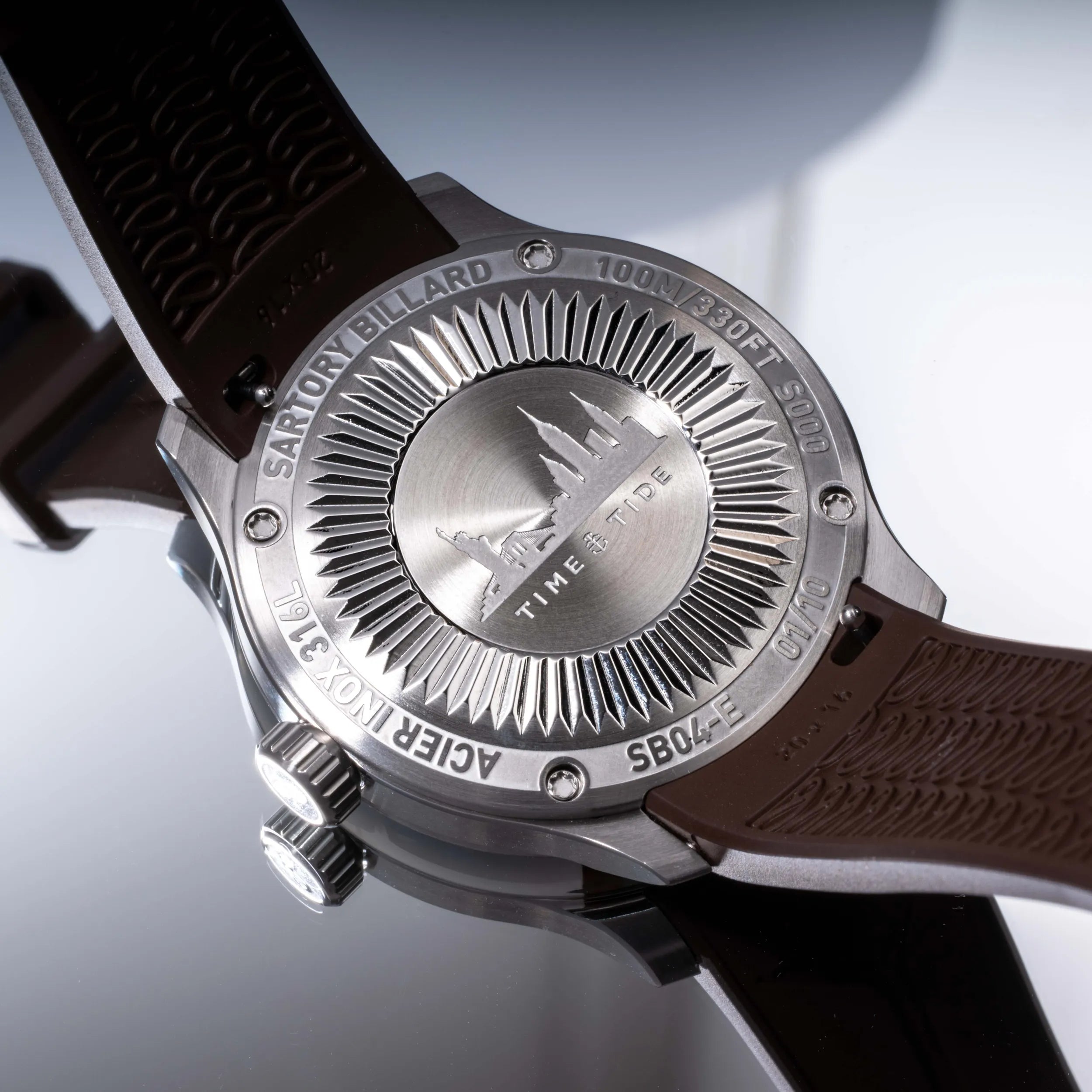 SB04-E TIME+TIDE NEW YORK